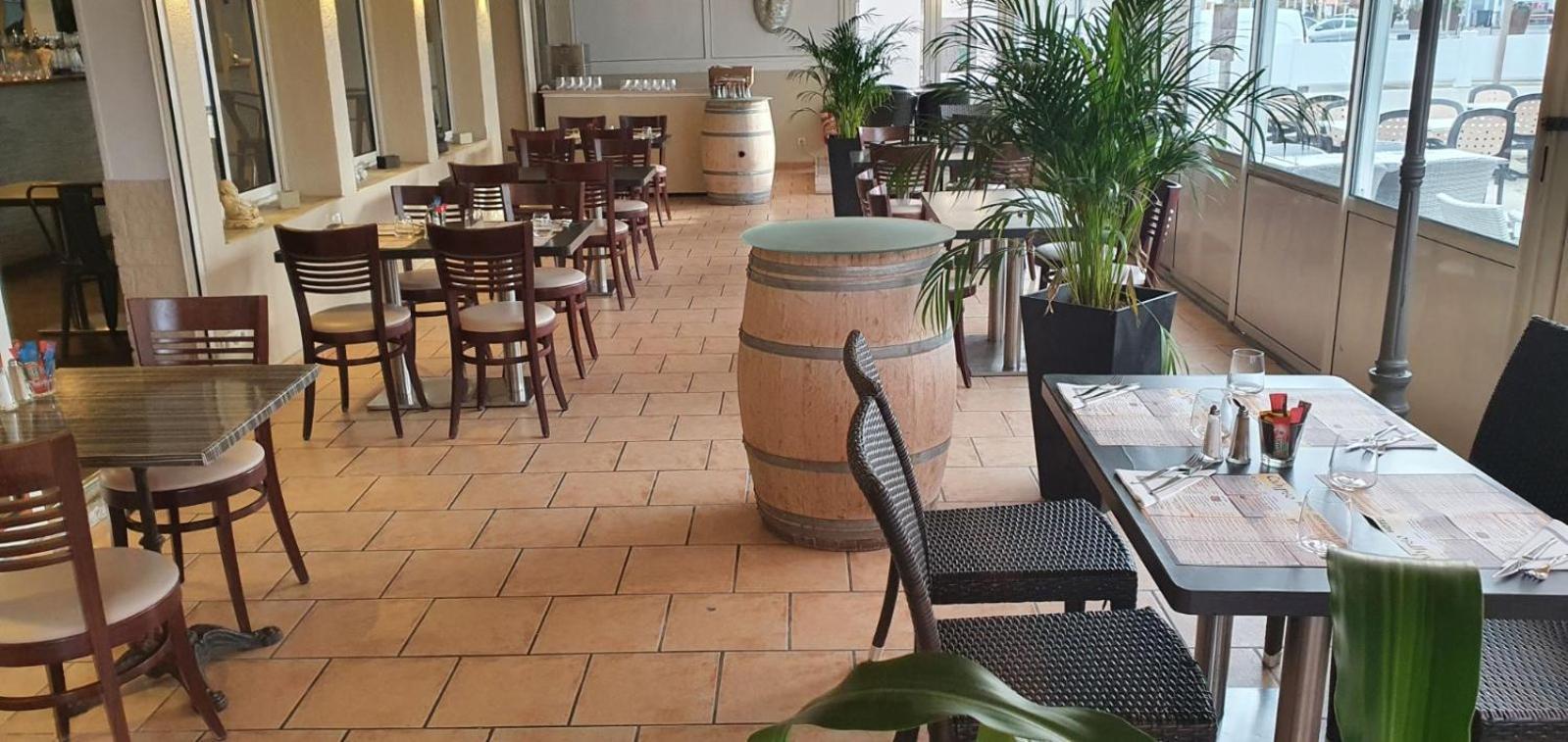 Hotel Restaurant Calypso Fos-sur-Mer Zewnętrze zdjęcie