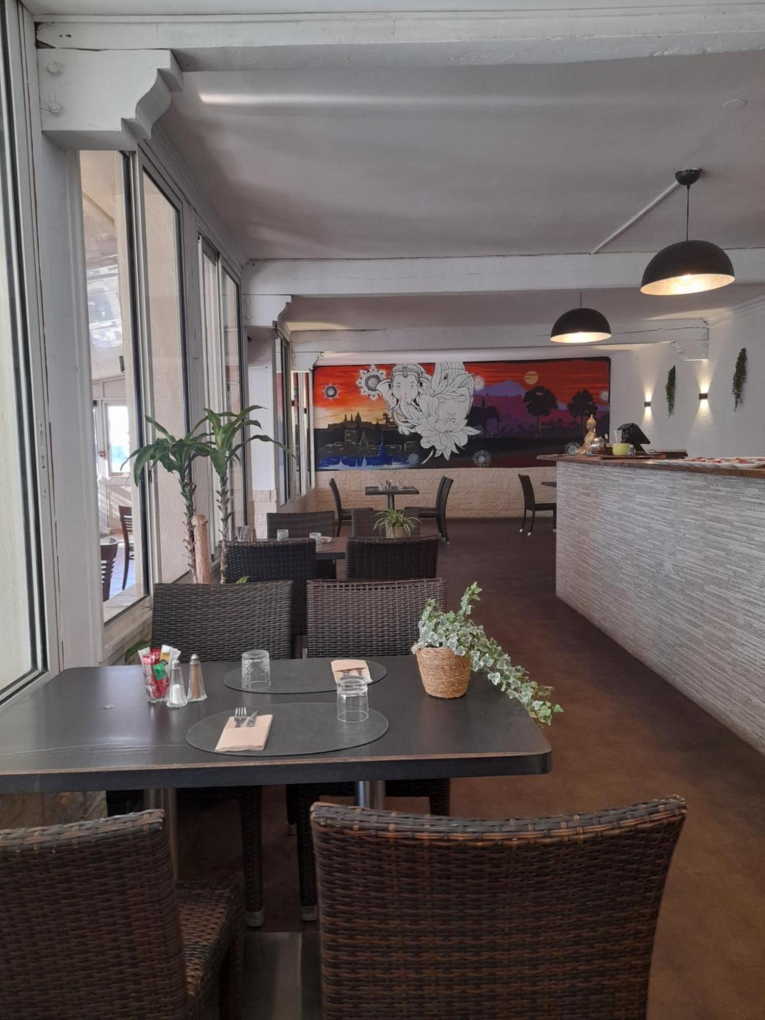 Hotel Restaurant Calypso Fos-sur-Mer Zewnętrze zdjęcie