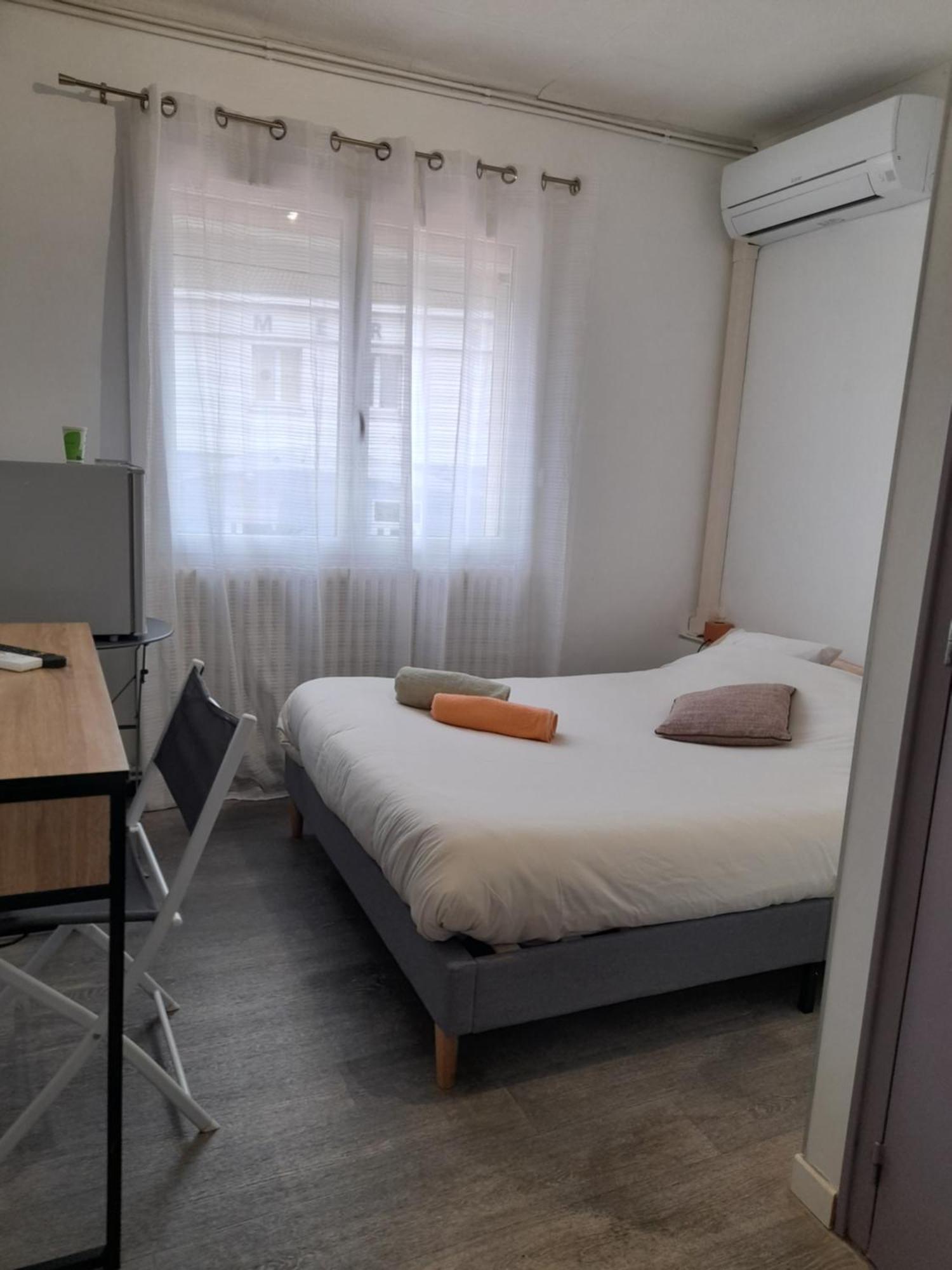 Hotel Restaurant Calypso Fos-sur-Mer Zewnętrze zdjęcie